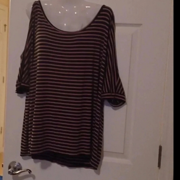Size XL Women's Preloved Clothing (4) - Picture 7 of 12